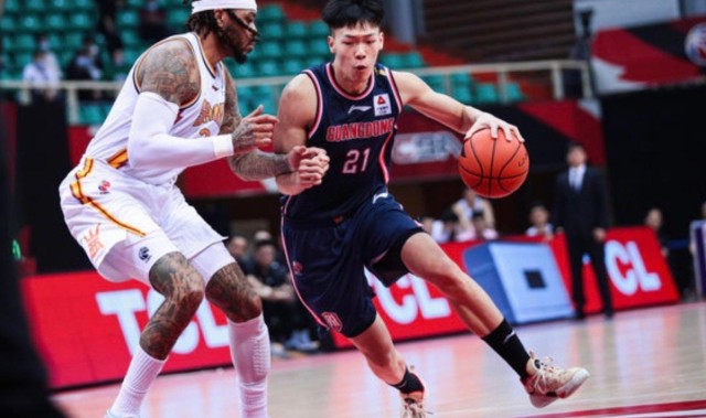 热身赛爆砍19分！广东男篮失意锋线终于苏醒，新赛季或被杜锋扶正